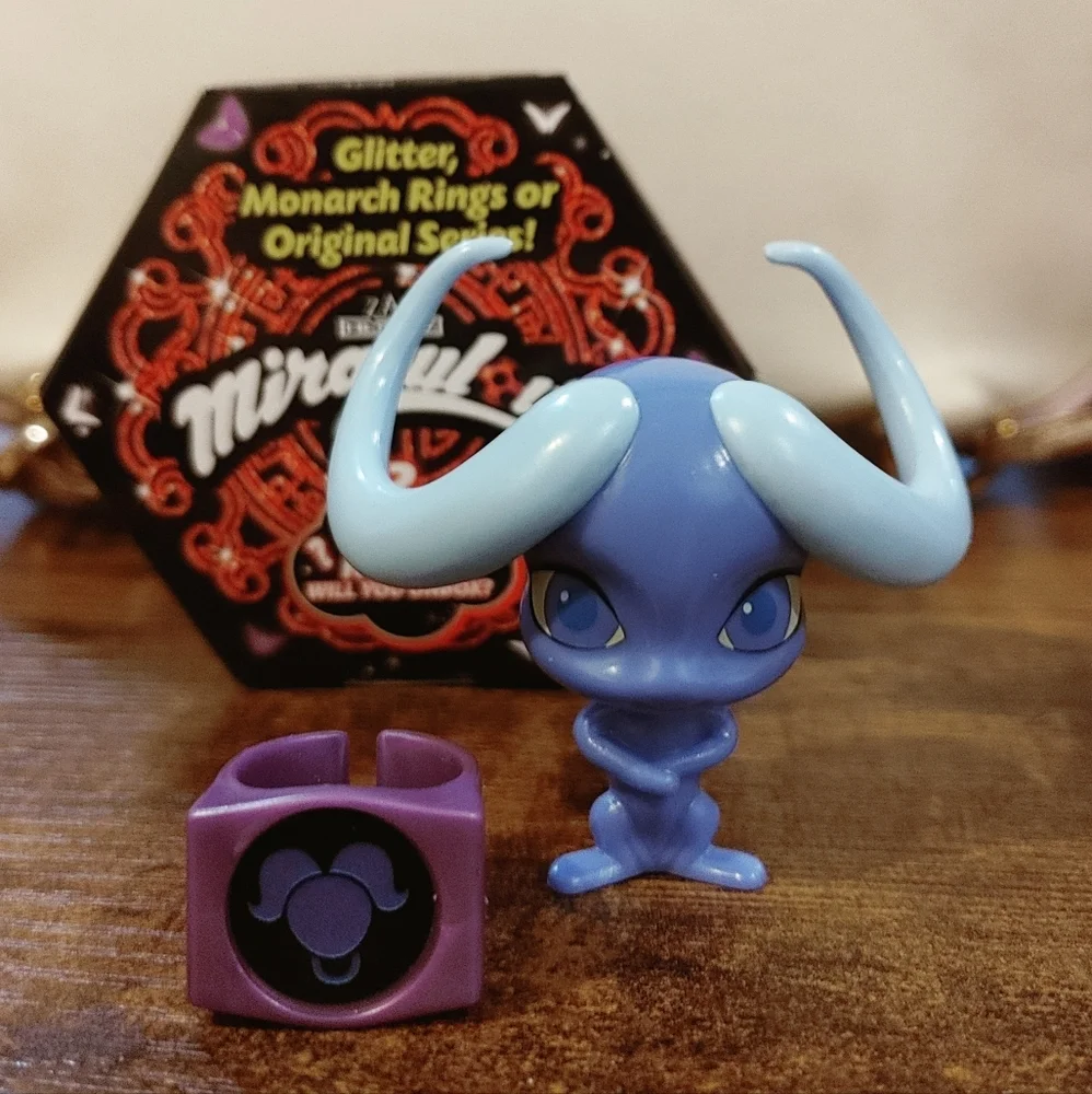 ZAGG | Toys | Wayzz Stompp Miraculous Monarch Ring Kwami Box | Poshmark